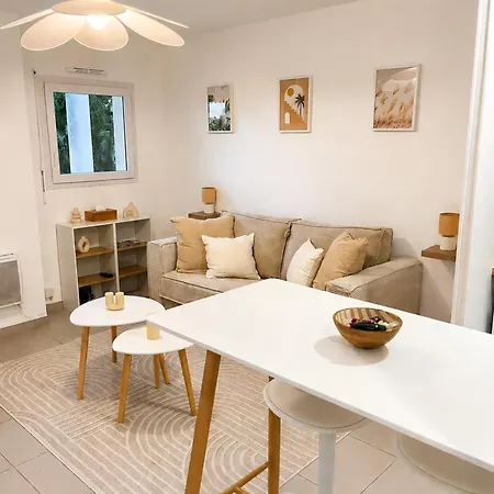 La Parenthèse Rochelaise Appartement *